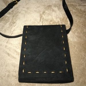 Suede cross body bag like new
